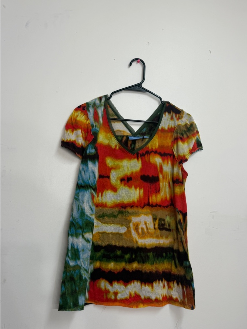Simply Vera wang Tie dye blouse pullover short sleeve bohemian